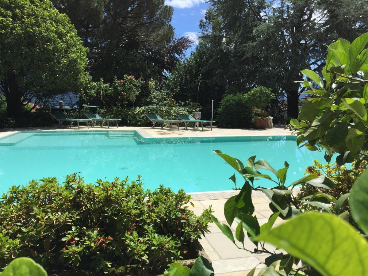 Villa Eden Jacuzzi Pool & Private Parking ドマーゾ エクステリア 写真