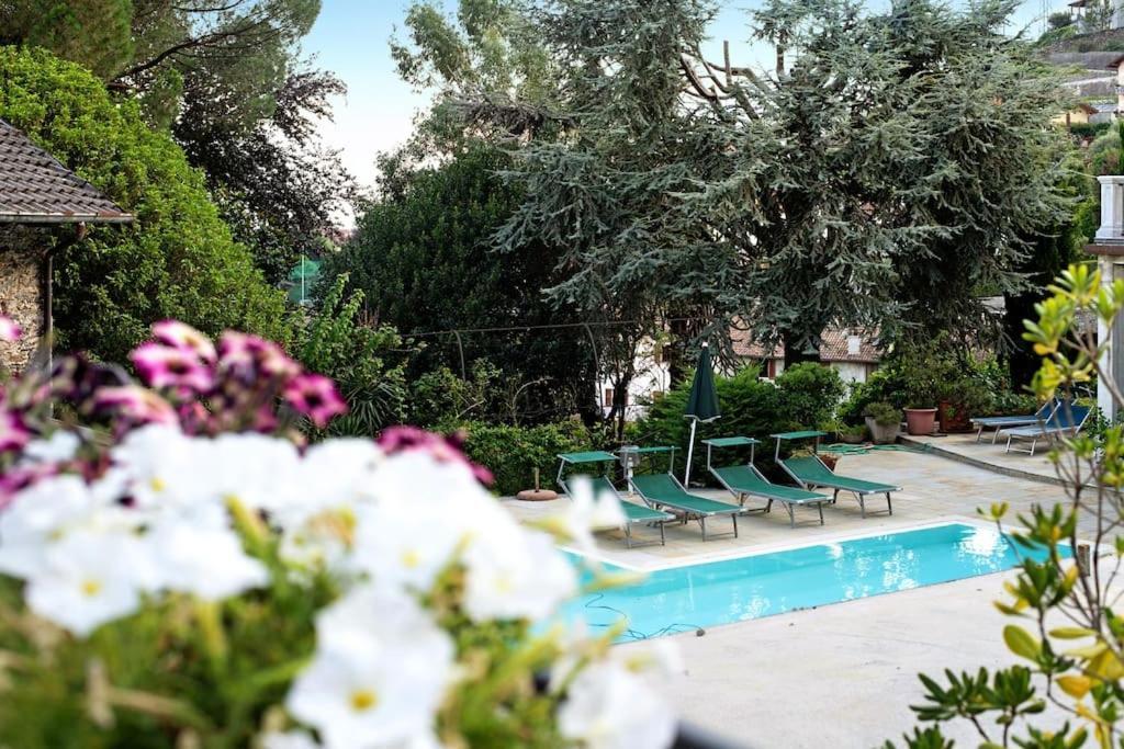 Villa Eden Jacuzzi Pool & Private Parking ドマーゾ エクステリア 写真